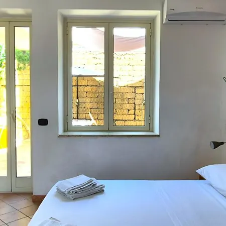 Casa Sunrise Al Porto Turistico شقة *